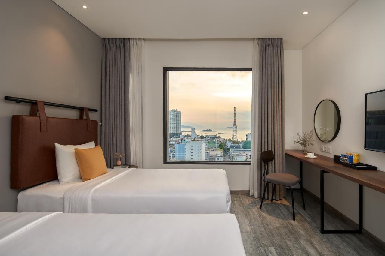 Em Oi Boutique Hotel Nha Trang Exterior foto